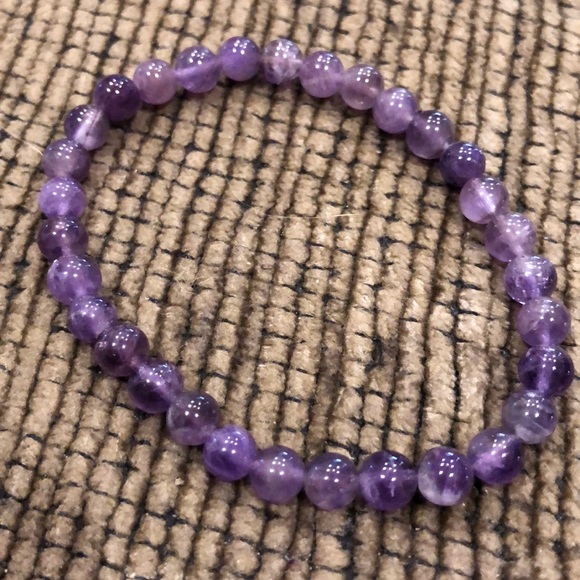 Purple beaded bracelet (#475,476) - Picture 2 of 3